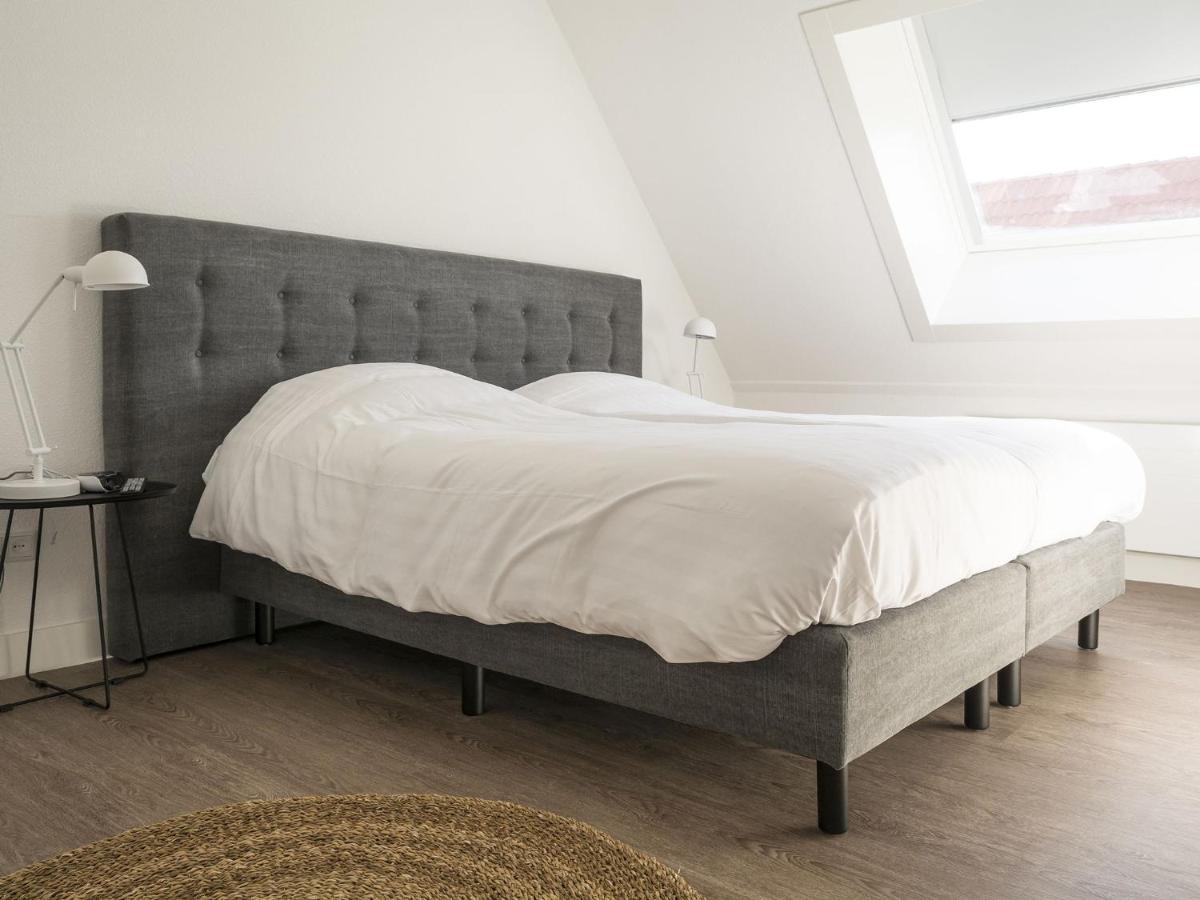 Spacious Farmhouse In De Cocksdorp With Private Terrace Eksteriør billede